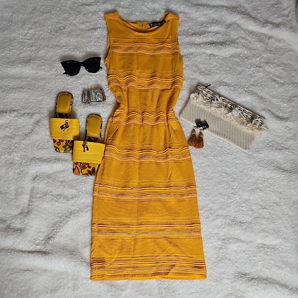 7th Avenue New York Company Yellow Beach  Sleeveless Dress
